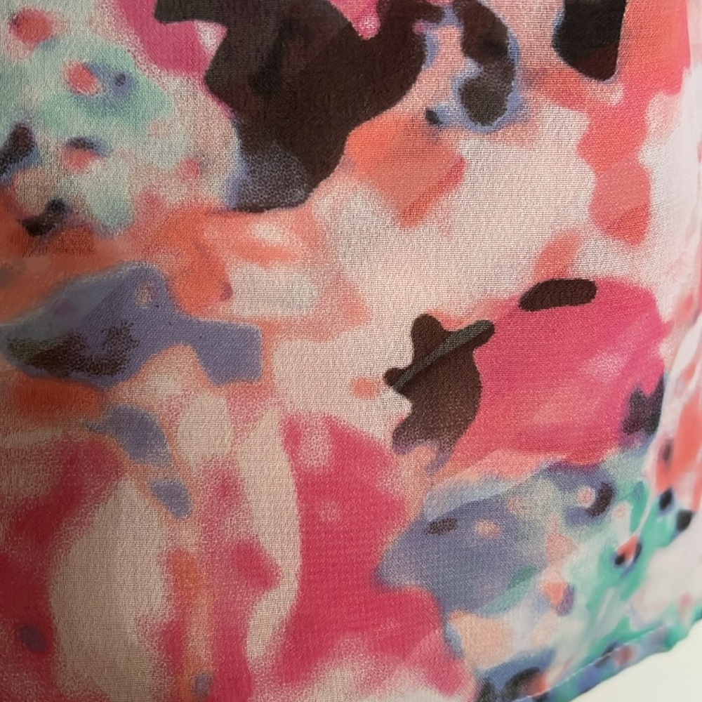 APT 9 Sheer Pink/Coral/Gray/White Watercolor V-Neck Button Front Top,Large, GUC. - Picture 13 of 13